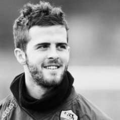 Miralem Pjanic Arrives in Moscow to Finalize Transfer to CSKA